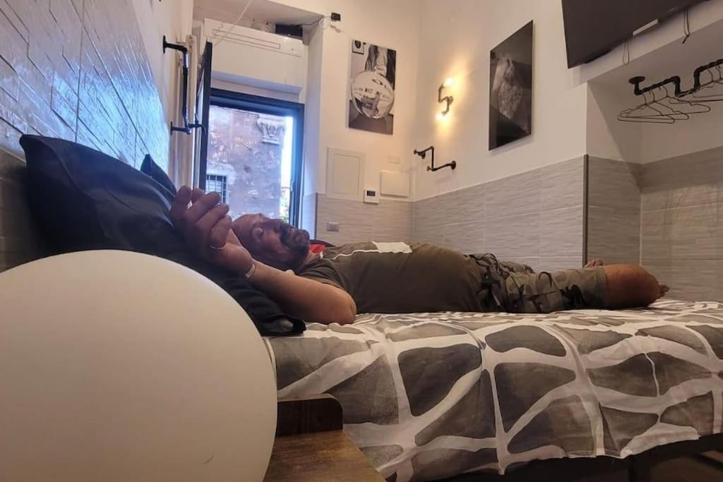 Trastevere Home Gallery Rome Bagian luar foto